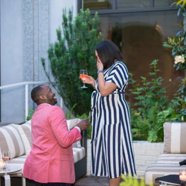 Gentleman proposing on knee