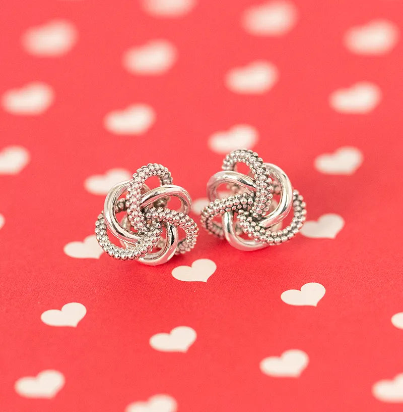 In-Store Now: 4 Last Minute Unique Valentine’s Day Gift Ideas