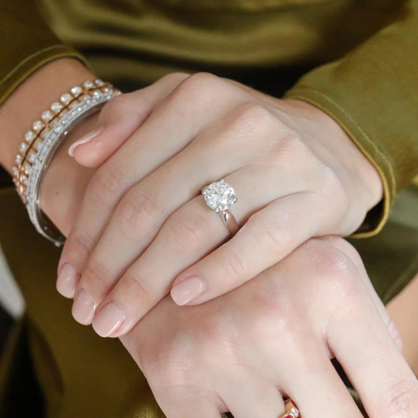 What Diamond Size is Right for You Schiffman s Jewelers