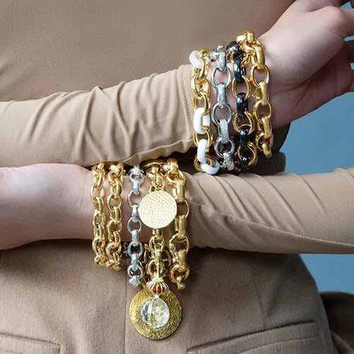 Can You Wear Gold and Silver Jewelry Together? | Schiffman's Jewelers