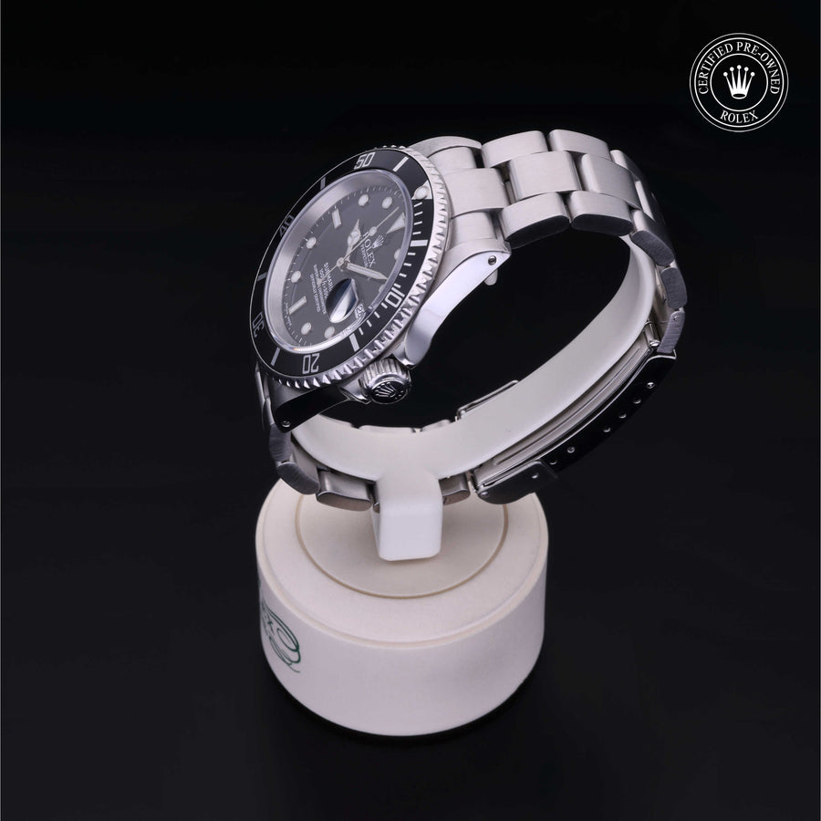 Oyster Perpetual Submariner Date