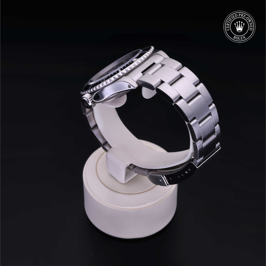 Oyster Perpetual Submariner