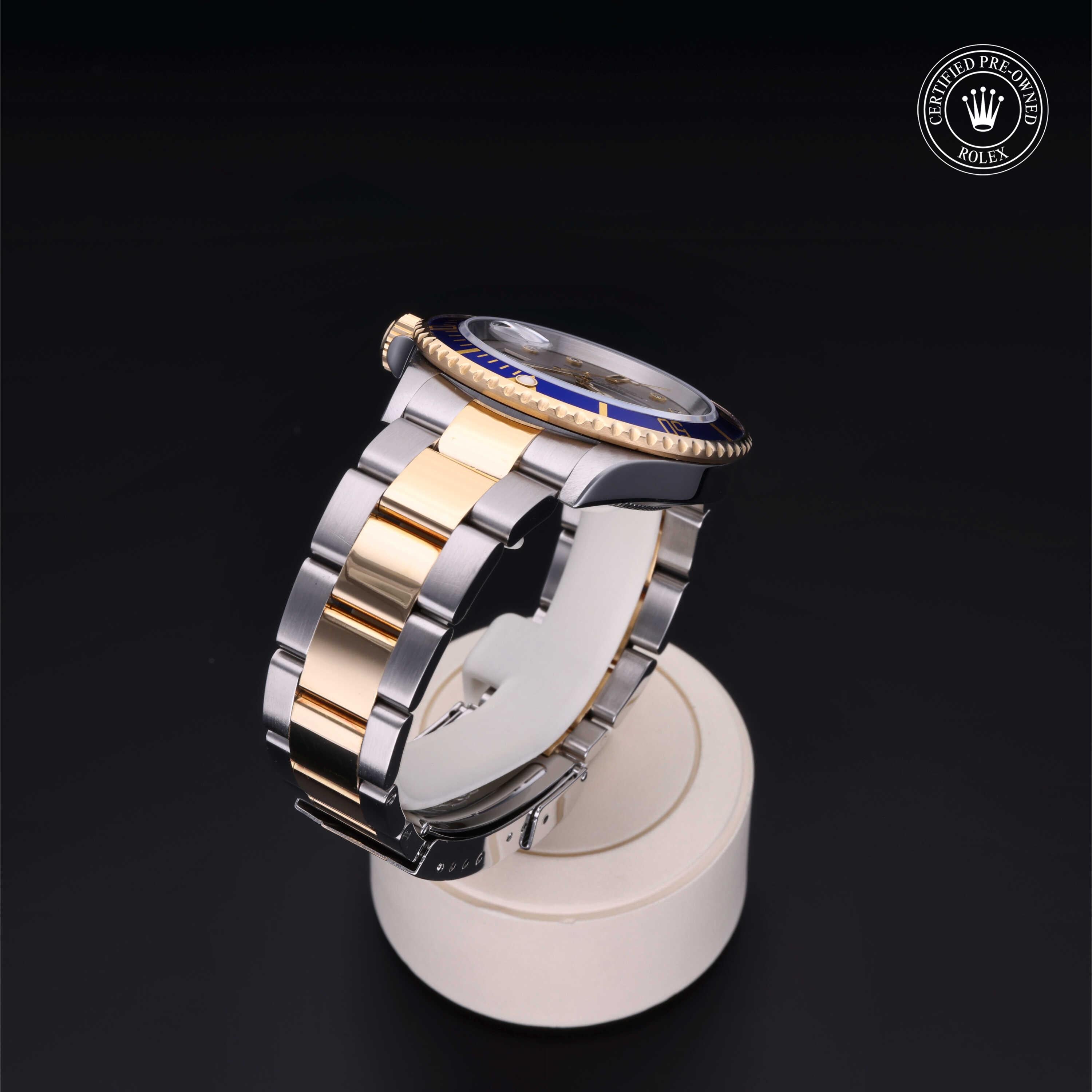 Oyster Perpetual Submariner Date