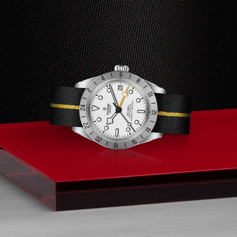 TUDOR Black Bay Pro 39mm - M79470-0005 at Schiffman’s Jewelers