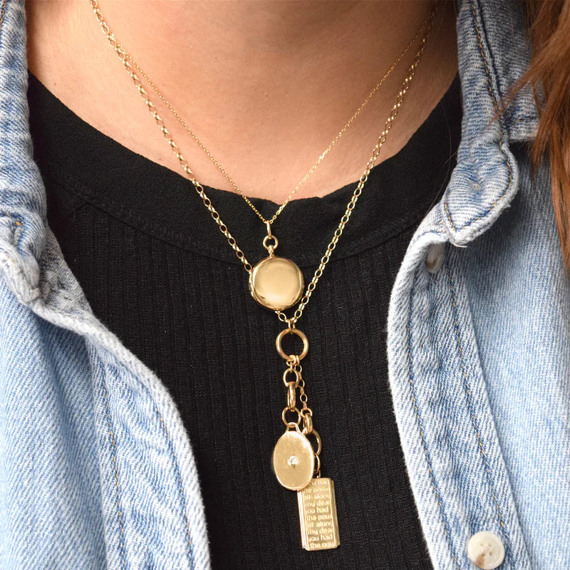 Classic 0.023ct Diamond Half Oval Locket in 18K Yellow Gold without Chain