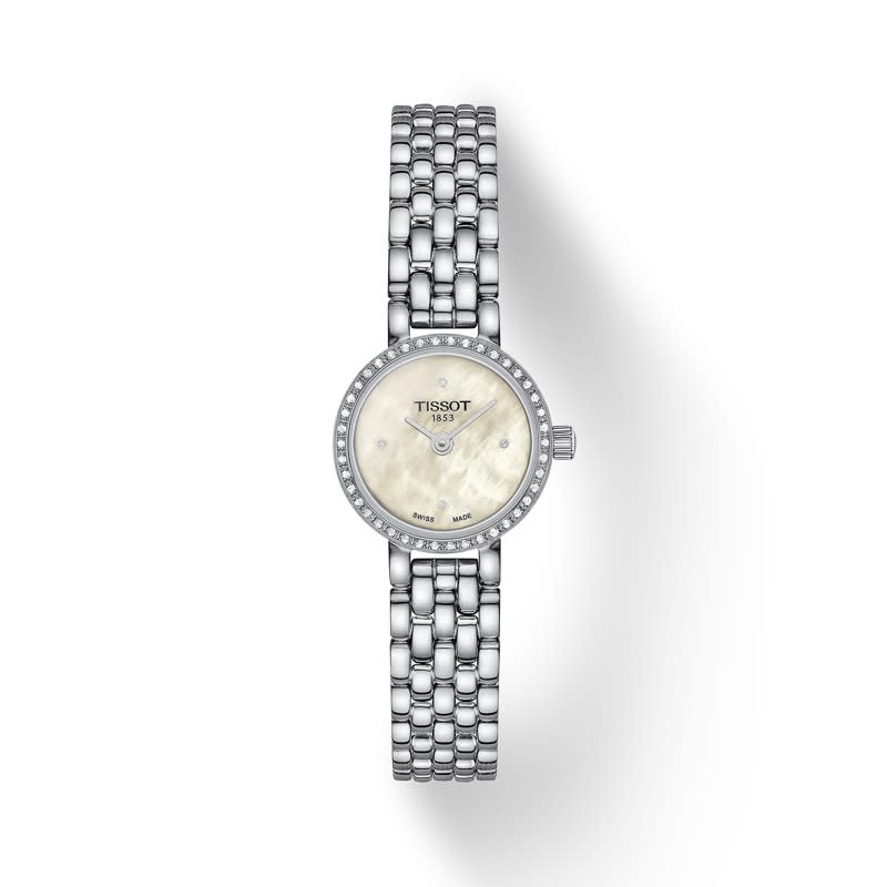 19.5mm Lovely Round Quartz Watch with Mother of Pearl Dial in Stainless Steel, Bracelet