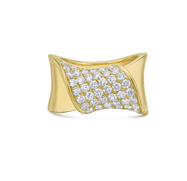 1.09ct Diamond Pave Wave Band in 18K Yellow Gold, size 6.5