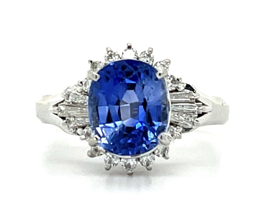 3.41ct Sapphire and 0.37ct Diamond Ring in Platinum, size 7, circa 1970s