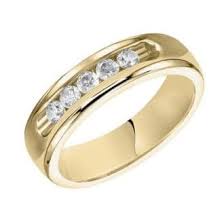 Diamond Dome Flat Edge Band in 18K Yellow Gold, Size 10