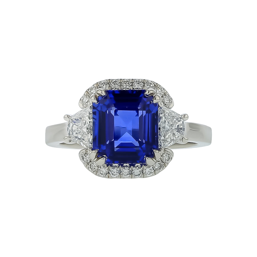 4.34ct Ceylon Sapphire and 0.64ct Diamond Halo Ring in Platinum, size 6.5