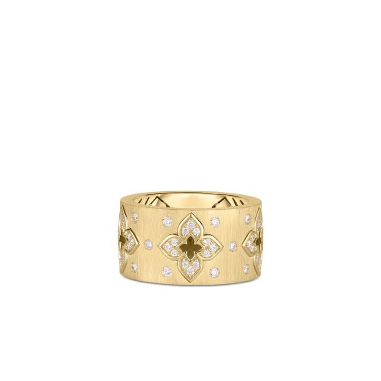 Venetian Princess Diamond Satin Ring in 18K Yellow Gold, Size 6.5