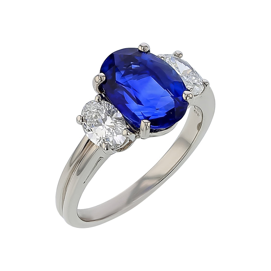 3.89ct Oval Sri Lankan Sapphire and 0.85ct Diamond Ring in Platinum, size 6.5