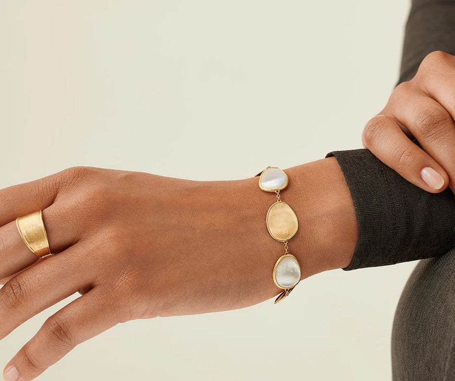 Lunaria Mother of Pearl Bracelet in 18K Yellow Gold, 7"