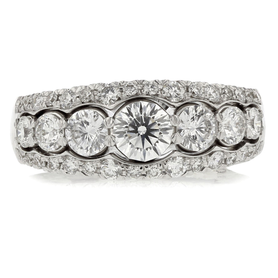 1.21ct Round Diamond and 0.37ct Diamond Graduated Ring in 18K White Gold, size 6