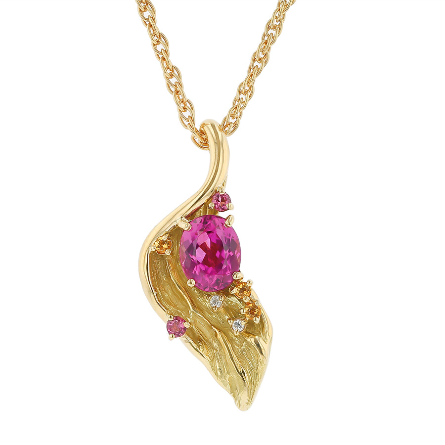 2.61ct Oval Pink Tourmaline and 0.04ct Diamond Leaf Pendant in 18K Yellow Gold, 17in