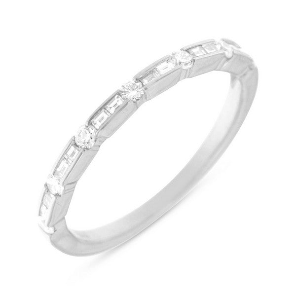 0.30ct Diamond Ring in 14K White Gold, size 6.5