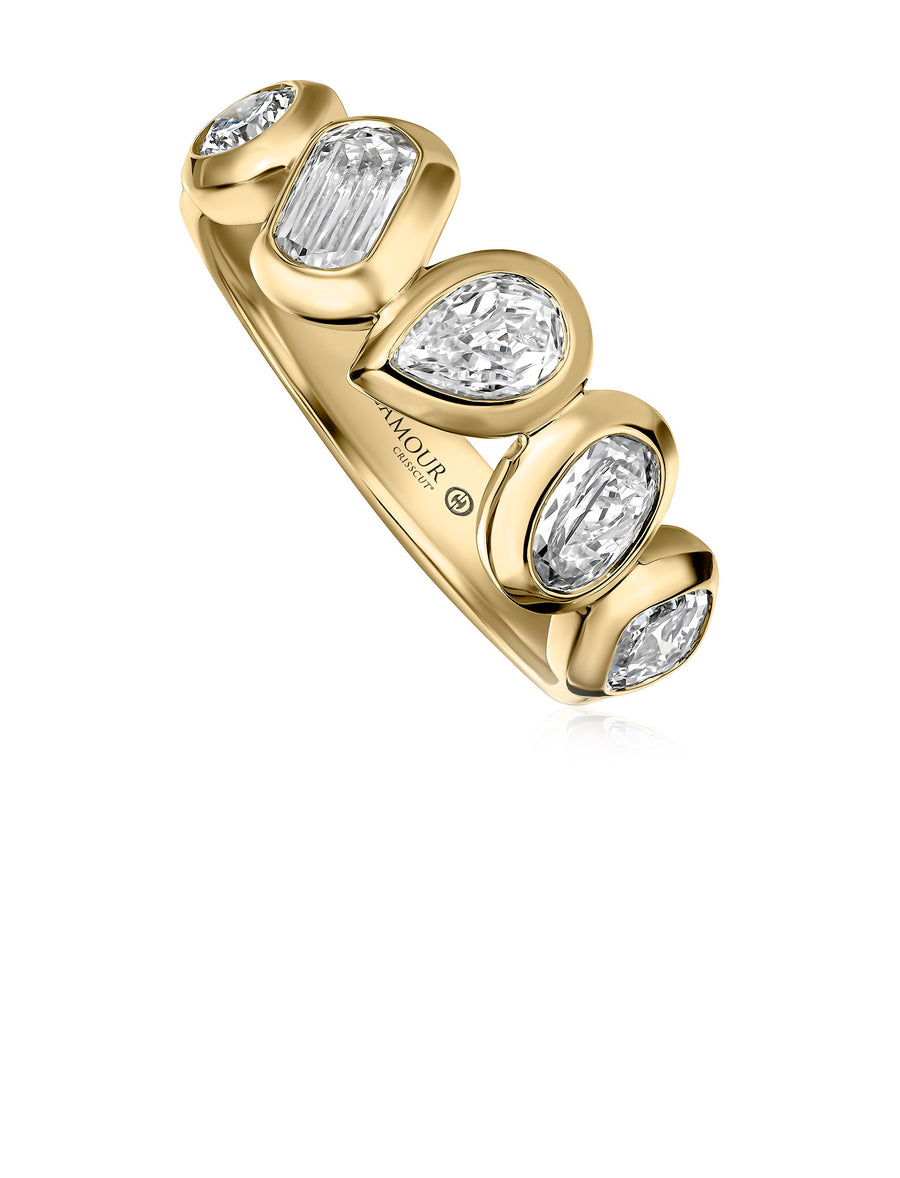 Love Luxe 1.07ct Crisscut L'amour Mixed Shape Diamond 5 Stone Ring in 18K Yellow Gold, size 6.5