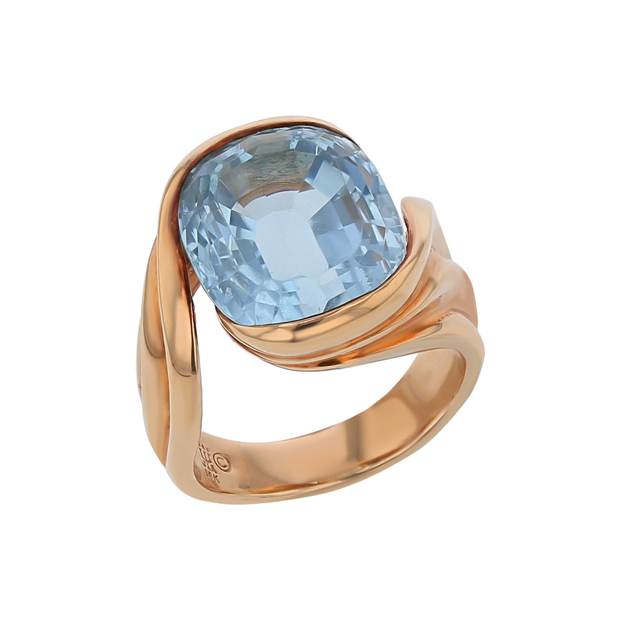 9.50ct Aquamarine Ring in 14K Yellow Gold Circa 1970 Signed J.A. Size 6.5