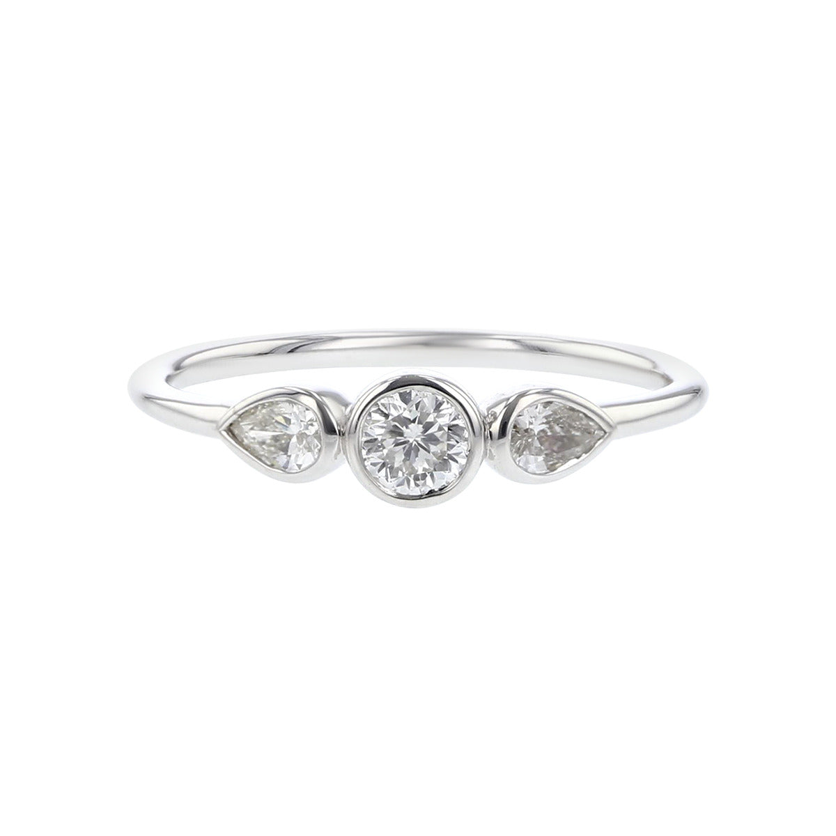 Dolce 3 Stones Diamond Ring in 18K White Gold, Size 6.5