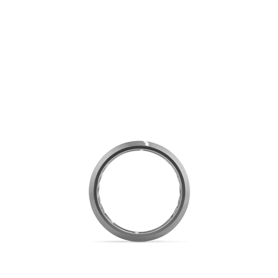 Beveled Band in Grey Titanium, 6mm