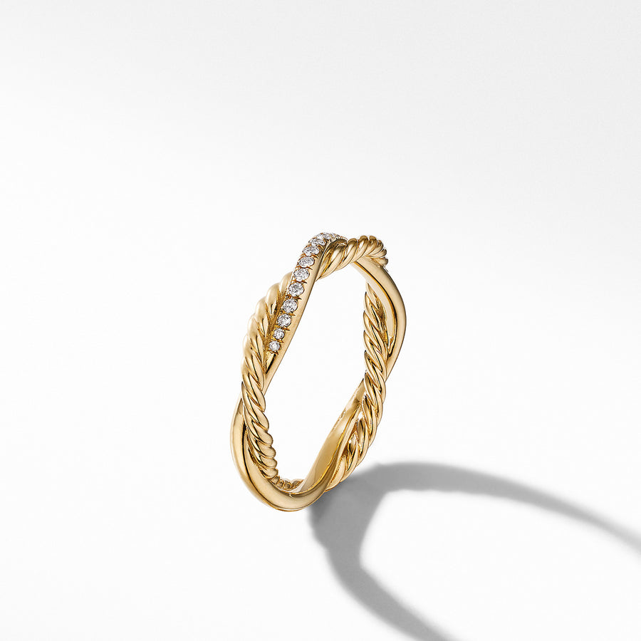 Twisted Ring in 18K Yellow Gold with Pave Diamonds