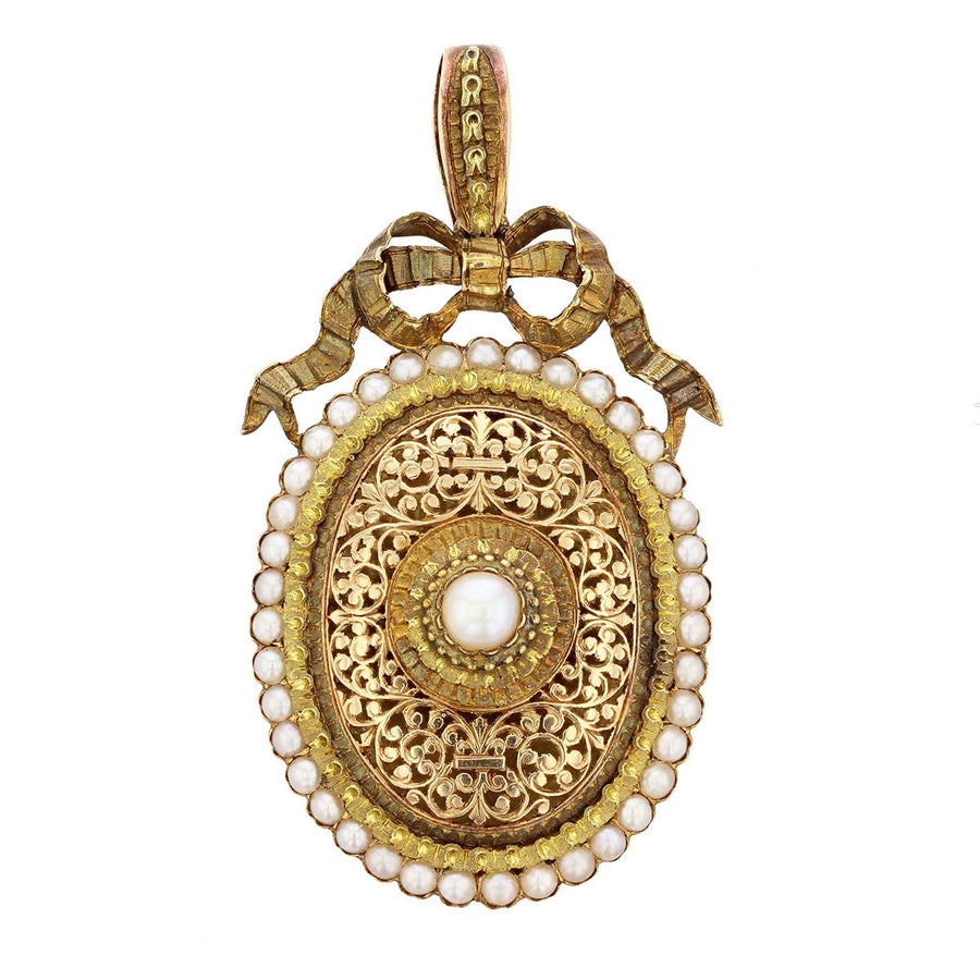 Victorian Yellow Gold Pearl French Oval Locket